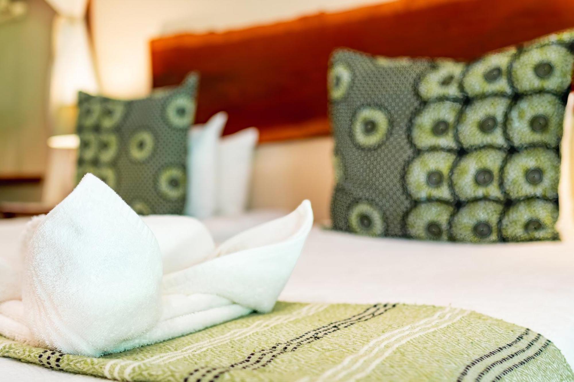 Bayete Guest Lodge 维多利亚瀑布 外观 照片