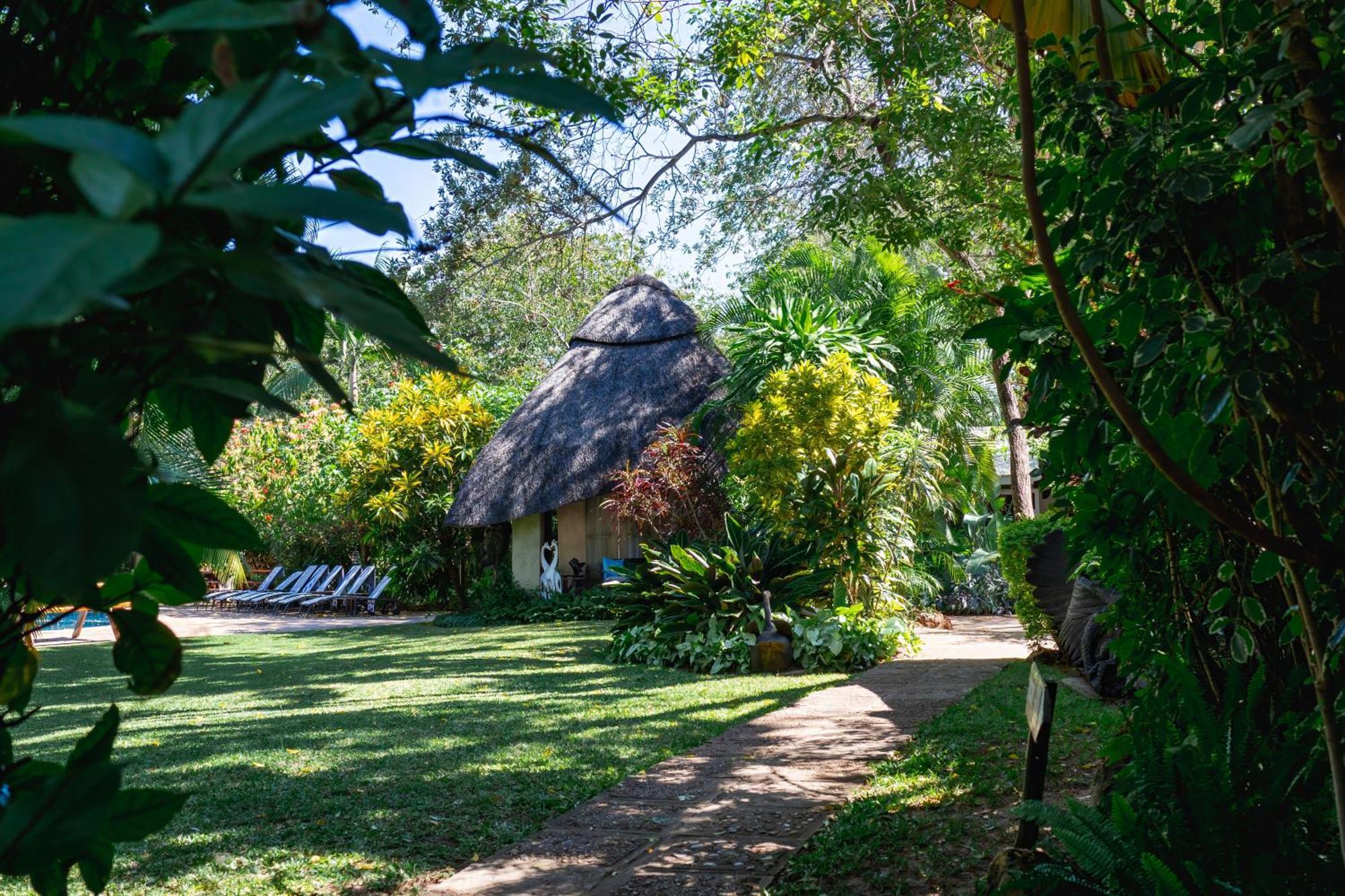 Bayete Guest Lodge 维多利亚瀑布 外观 照片
