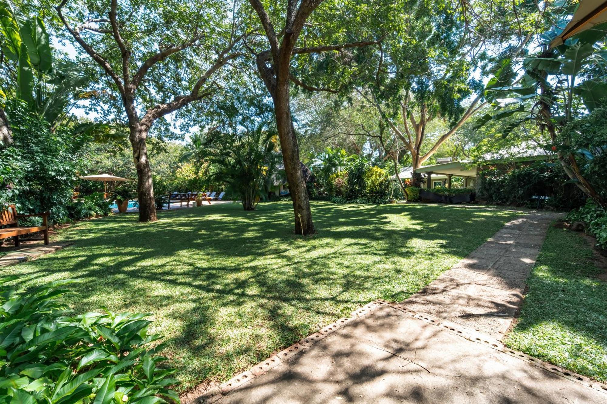 Bayete Guest Lodge 维多利亚瀑布 外观 照片